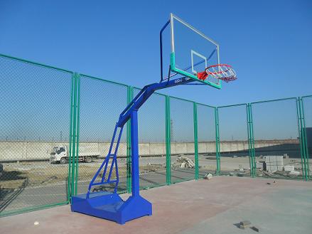 固定六盘水篮球架分为真固定和假固定六盘水篮球架